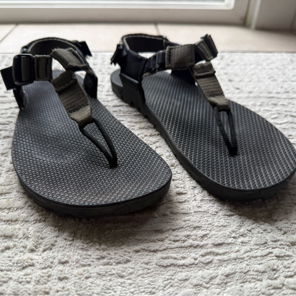 Grey Bedrock Cairn Evo Sandals